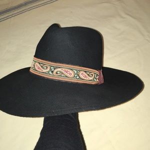 Black wool hat